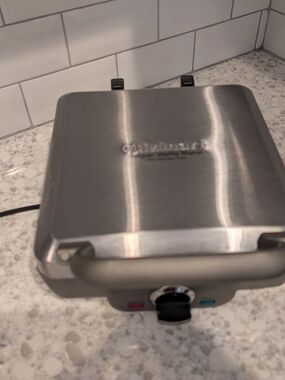 Cuisinart Breakfast Central WAF-300 Series With Waffle And Pancake Plates